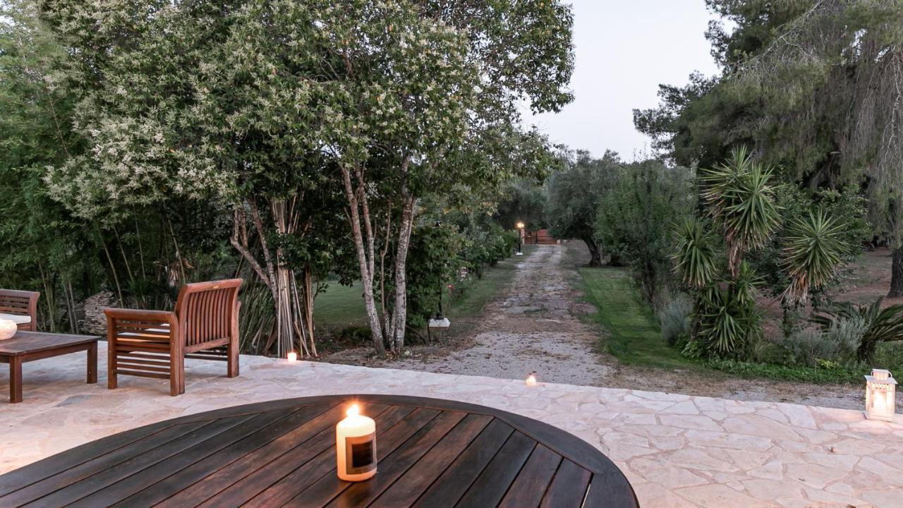 Villa Ktima Loumoumba, Private Gouviá